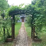 Podwarszawskie *