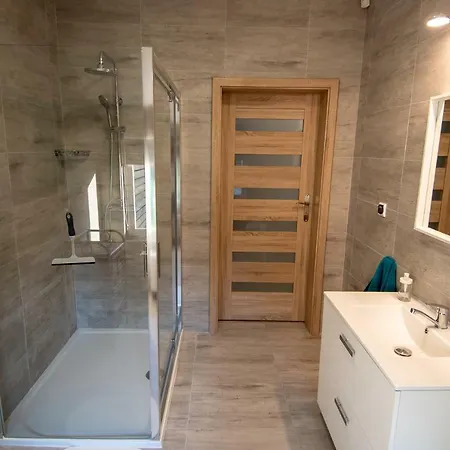 Apartment Podwarszawskie Stara Wies (Pruszkow)